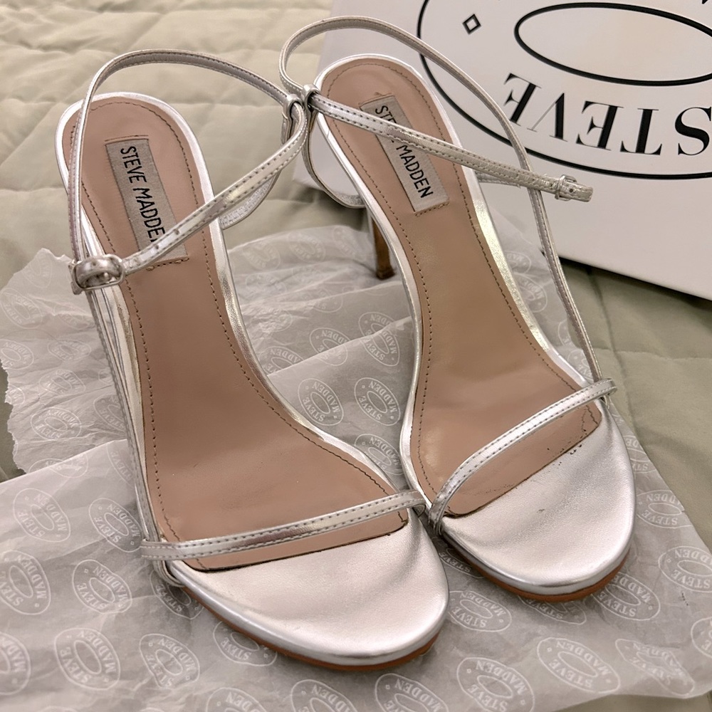Steve Madden Silver Heels
